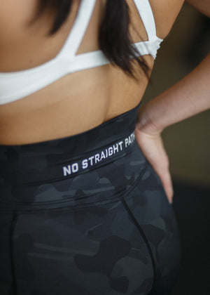 4" Elite Performance Women's Shorts - Black Camo